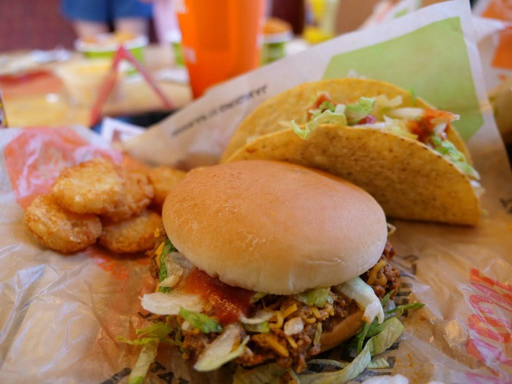 Taco Johns | restaurant | 350 N 168th Cir, Omaha, NE 68118, USA | 4023305253 OR +1 402-330-5253