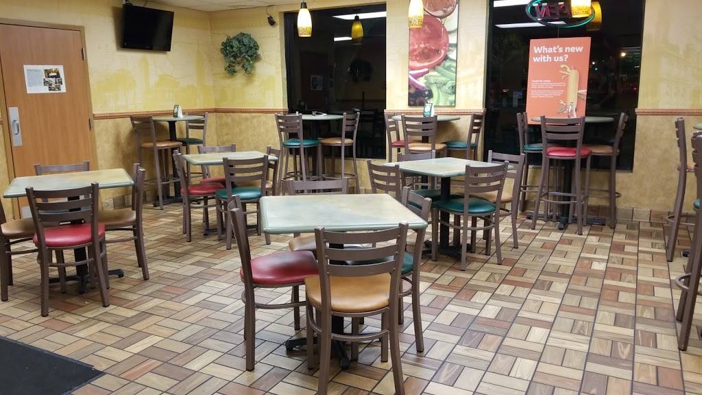 Subway Restaurants | restaurant | 11111 Park Blvd N, Seminole, FL 33772, USA | 7273936259 OR +1 727-393-6259