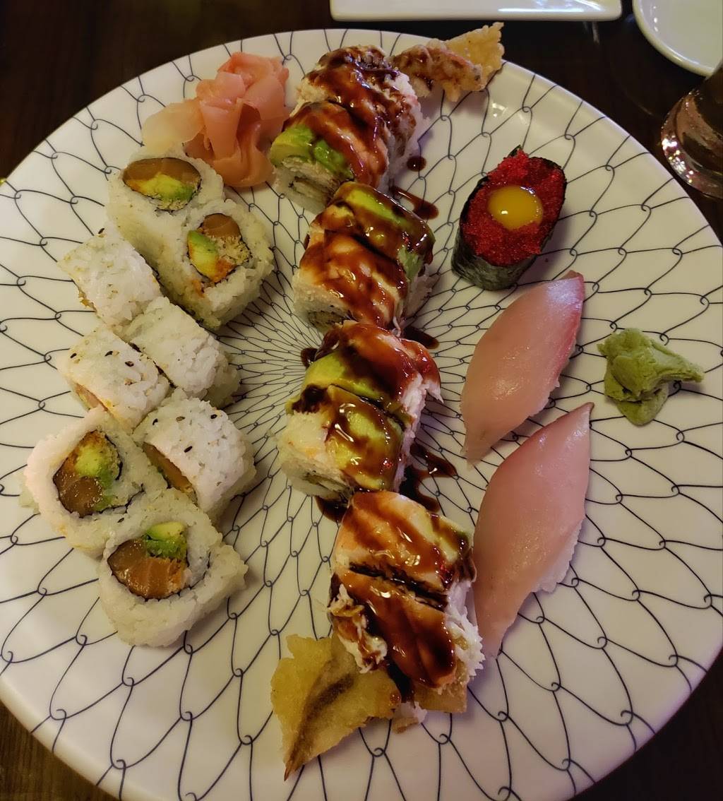 Sushi Avenue on the Square | restaurant | 131 Sycamore St, Decatur, GA 30030, USA | 4043780228 OR +1 404-378-0228