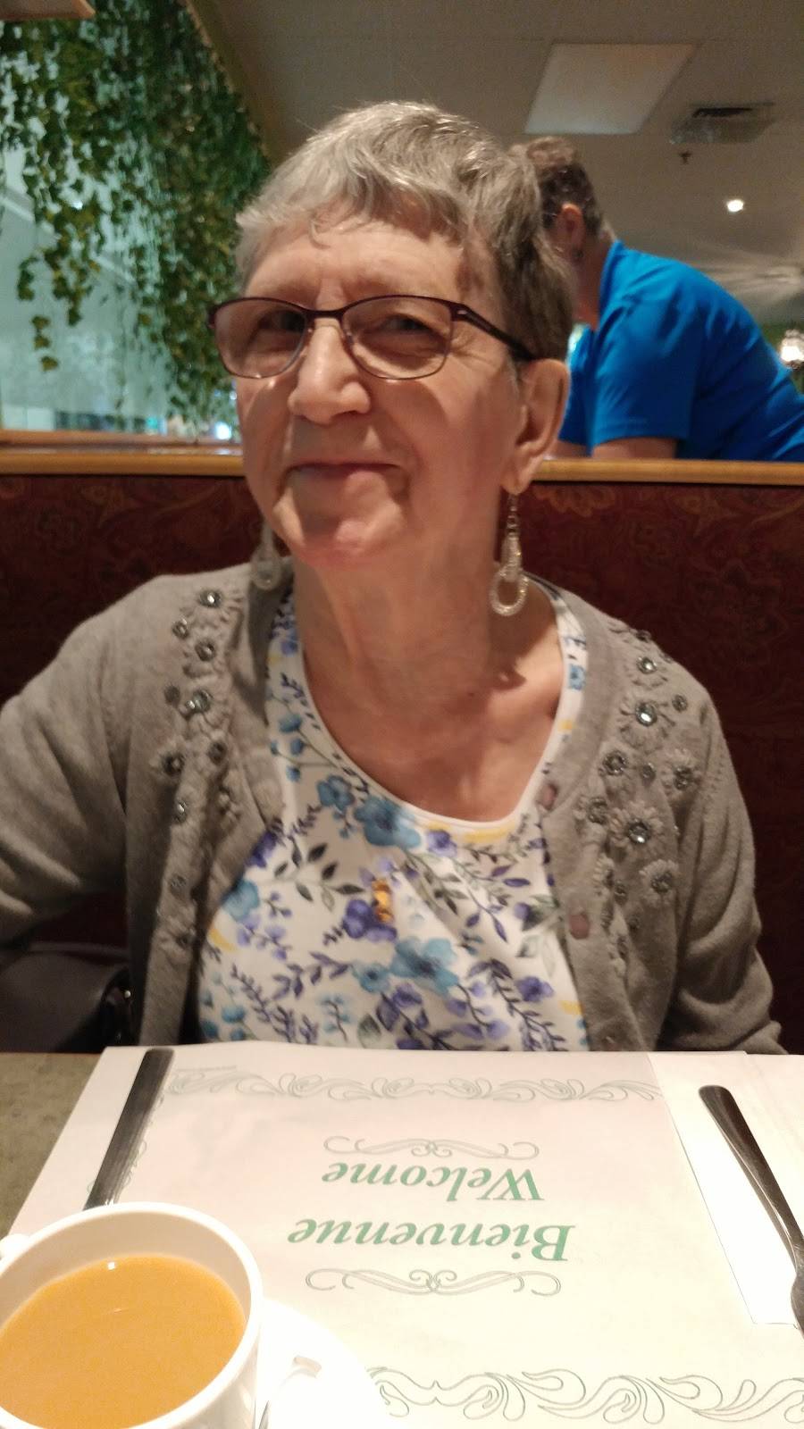 Restaurant la Véranda | restaurant | 4250 1re Ave, Québec, QC G1H 2S5, Canada | 4186235411 OR +1 418-623-5411