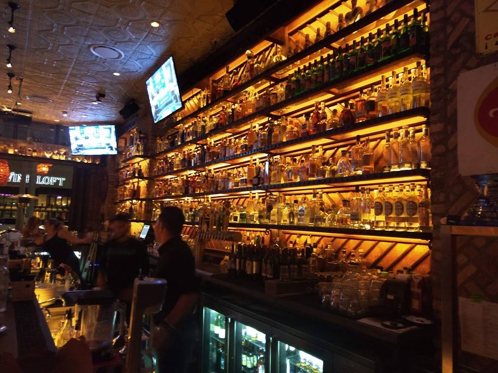 Roccos Tacos & Tequila Bar | restaurant | 9123 Strada Pl #7135, Naples, FL 34108, USA | 2395008226 OR +1 239-500-8226