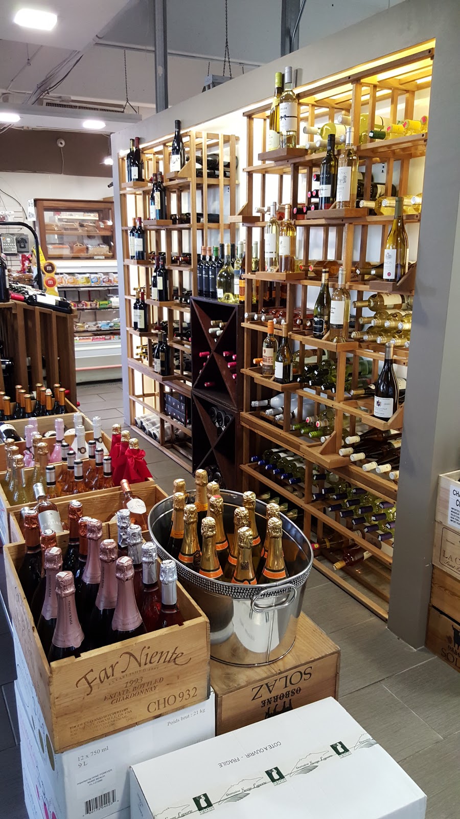 Miami beach deli market | meal takeaway | 300 Alton Rd Suite 100, Miami Beach, FL 33139, USA | 3056748805 OR +1 305-674-8805