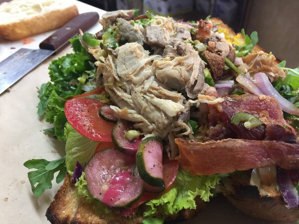 Davey Jones Deli | restaurant | 1 Gate 6 Rd, Sausalito, CA 94965, USA | 4153312282 OR +1 415-331-2282