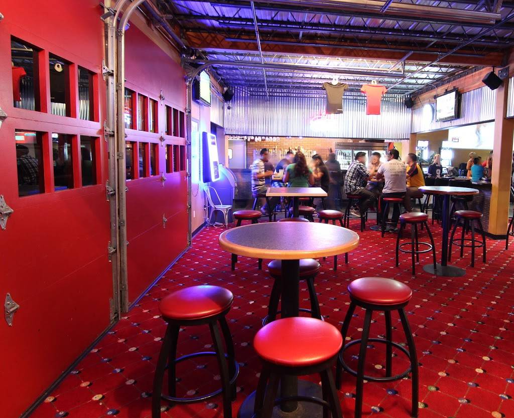 Firehouse Restaurant | restaurant | 7701 White Ln unit A3, Bakersfield, CA 93309, USA | 6618314688 OR +1 661-831-4688