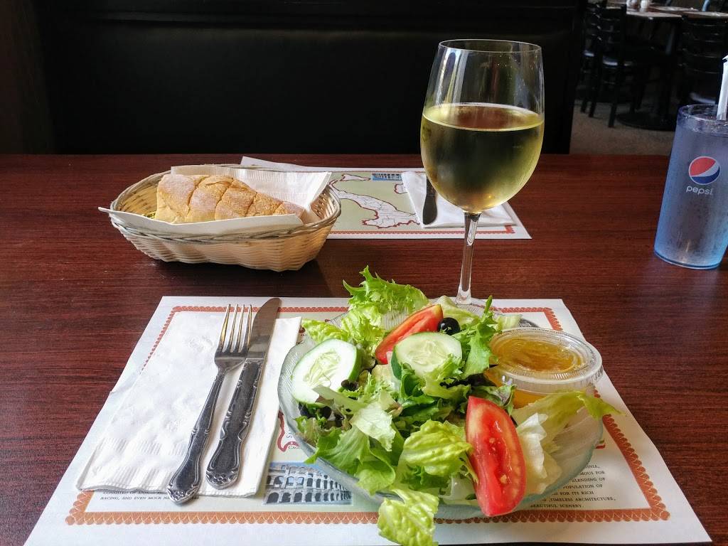 Roma Restaurant | restaurant | 561 College Hwy, Southwick, MA 01077, USA | 4135696315 OR +1 413-569-6315