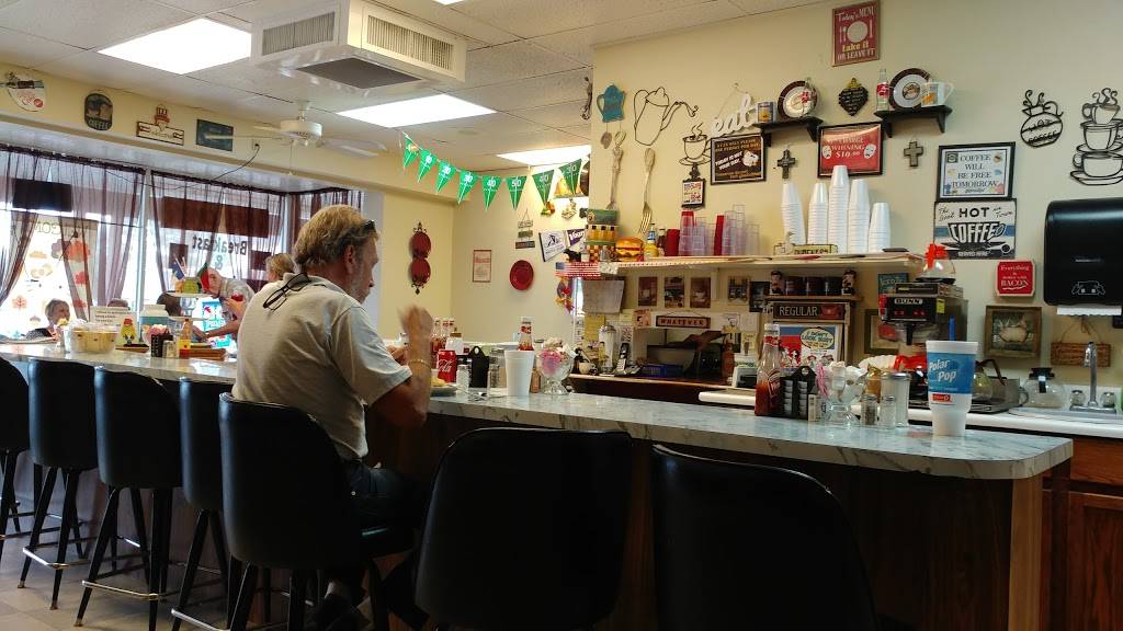 Good Eats Diner | restaurant | 6364, 1200 Deltona Blvd, Deltona, FL 32725, USA | 3865747477 OR +1 386-574-7477