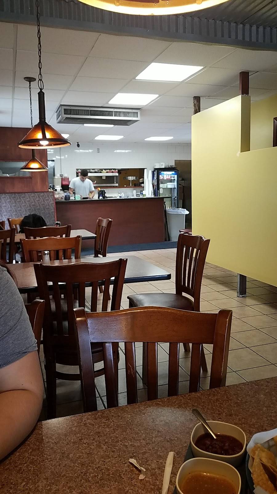 Chorizo Grill | restaurant | 440 Washington St, Elgin, IL 60123, USA | 8476970001 OR +1 847-697-0001