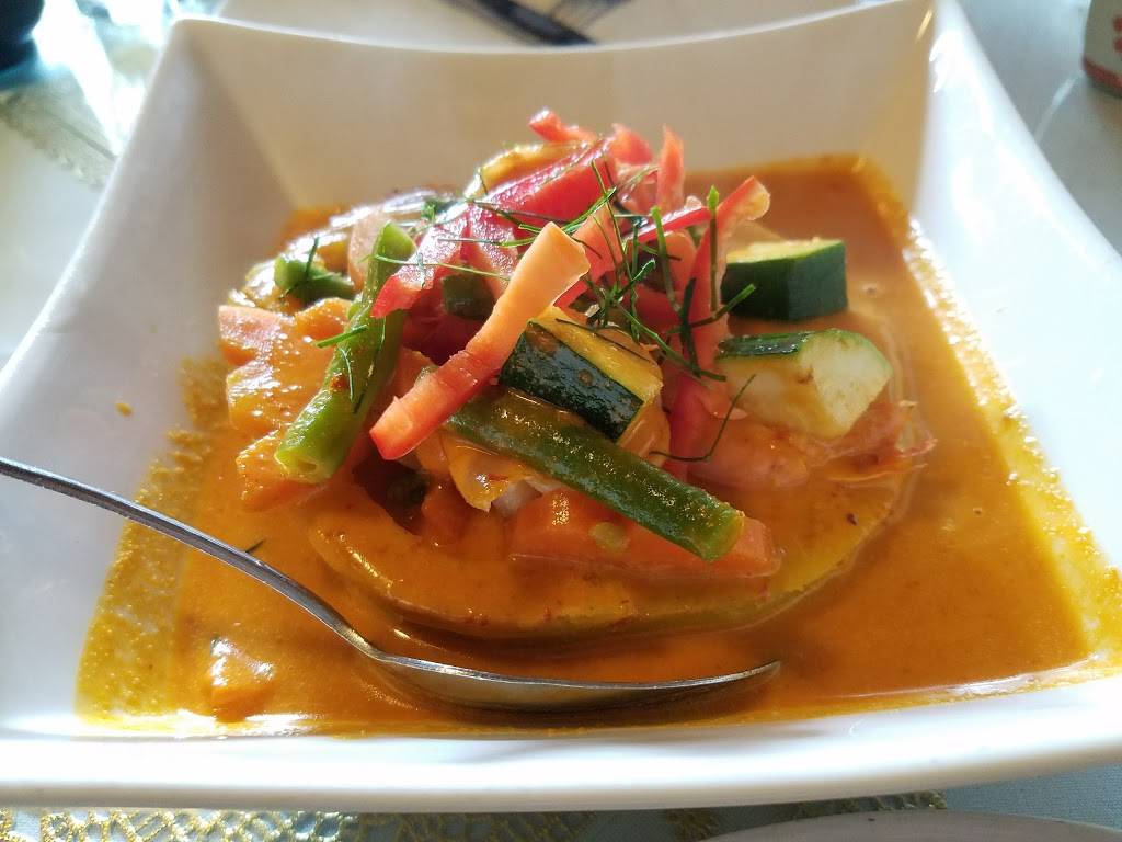 Angkor Borei Restaurant | restaurant | 3471 Mission St, San Francisco, CA 94110, USA | 4155508417 OR +1 415-550-8417