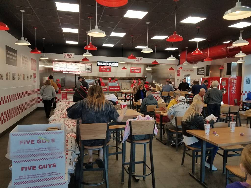 Five Guys Burgers and Fries | restaurant | 5015 Hinkleville Rd, Paducah, KY 42001, USA | 2705583949 OR +1 270-558-3949