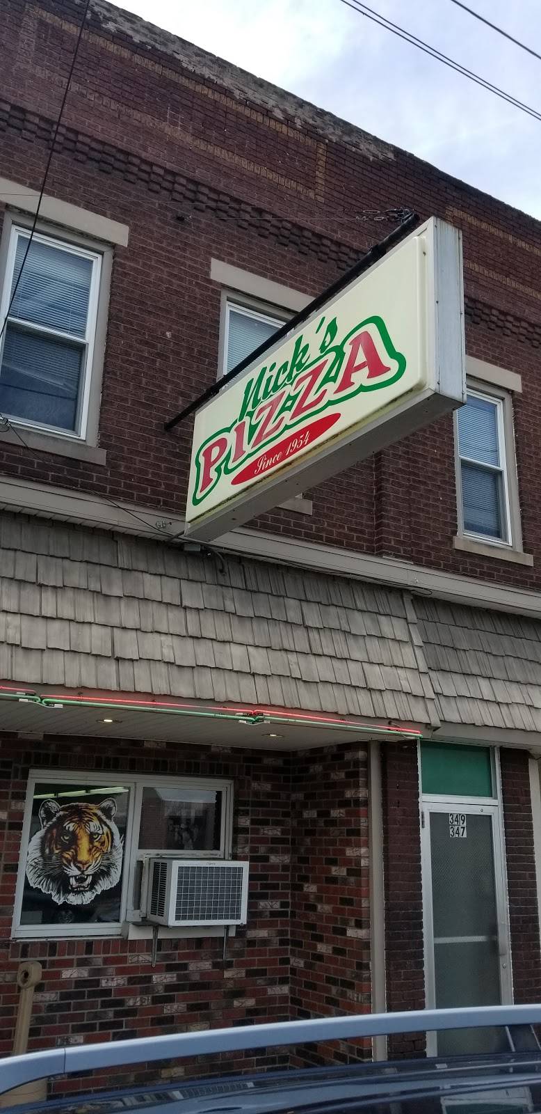 Nicks Pizza | restaurant | 349 Main St, Wellsville, OH 43968, USA | 3305323811 OR +1 330-532-3811