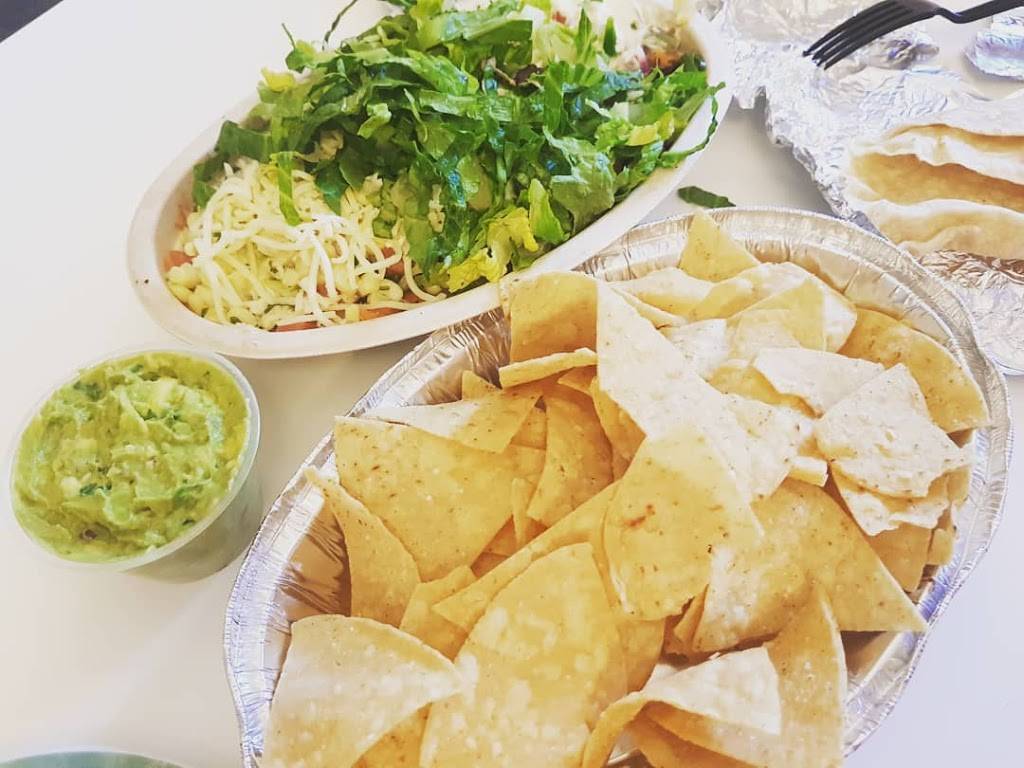 Chipotle Mexican Grill | restaurant | 8490 Annapolis Rd, New Carrollton, MD 20784, USA | 3013065132 OR +1 301-306-5132