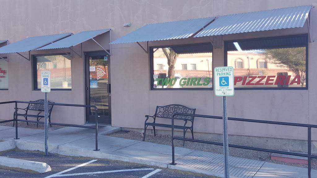 Two Girls Pizzeria | restaurant | 140 W Duval Mine Rd # 108, Green Valley, AZ 85614, USA | 5206257499 OR +1 520-625-7499