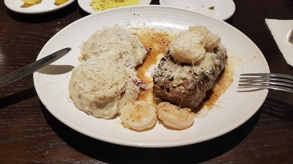 Carrabbas Italian Grill | restaurant | 2110 Green Hills Village Dr, Nashville, TN 37215, USA | 6154633000 OR +1 615-463-3000