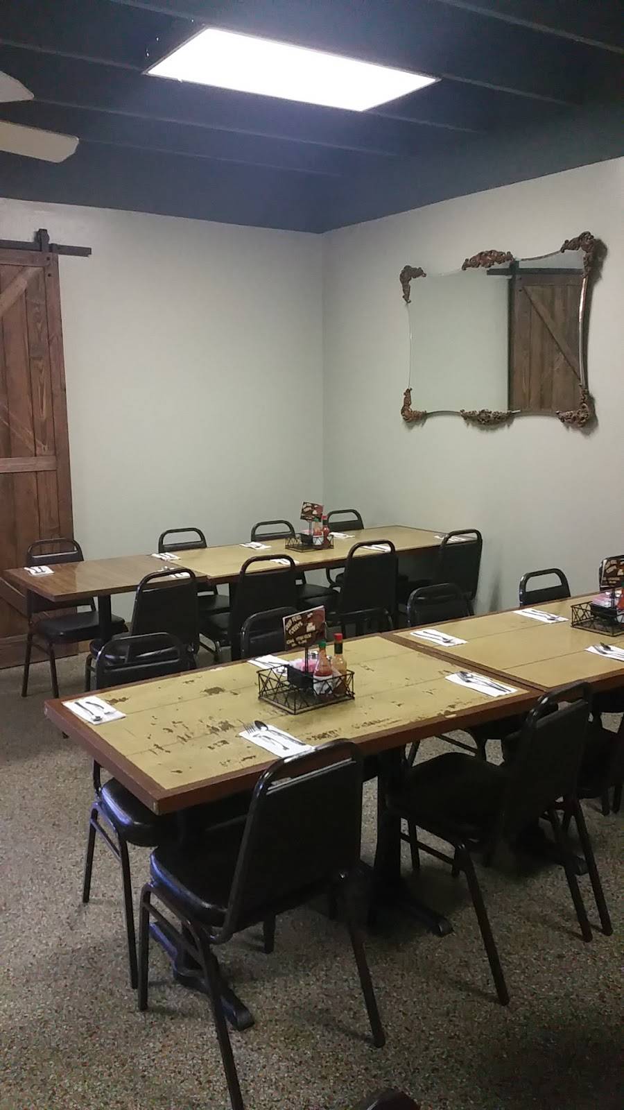 Adams Catfish House | restaurant | 8523 LA-23, Belle Chasse, LA 70037, USA | 5043920541 OR +1 504-392-0541