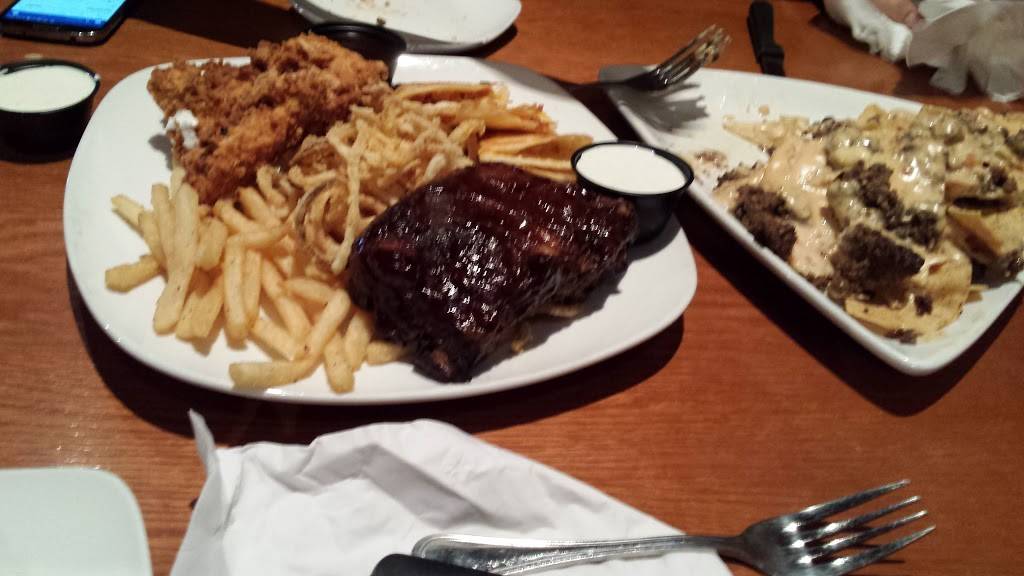 Garfields | restaurant | 67800 Mall Ring Rd # 695, St Clairsville, OH 43950, USA | 7406994778 OR +1 740-699-4778