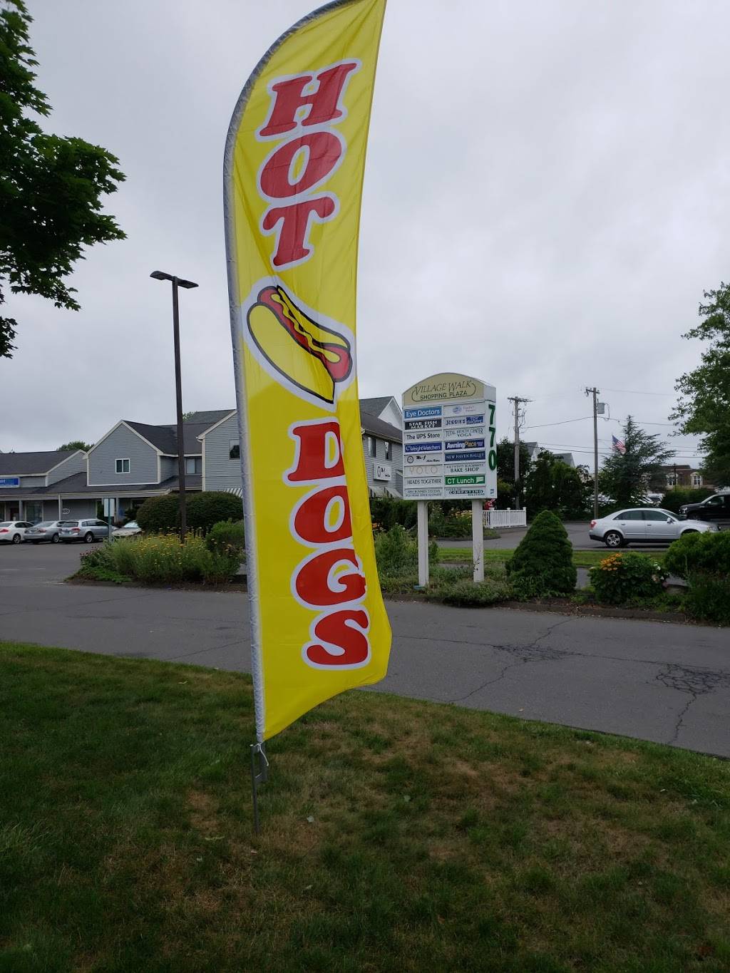 CT Lunch | restaurant | 500 Village Walk, Guilford, CT 06437, USA | 2034535624 OR +1 203-453-5624