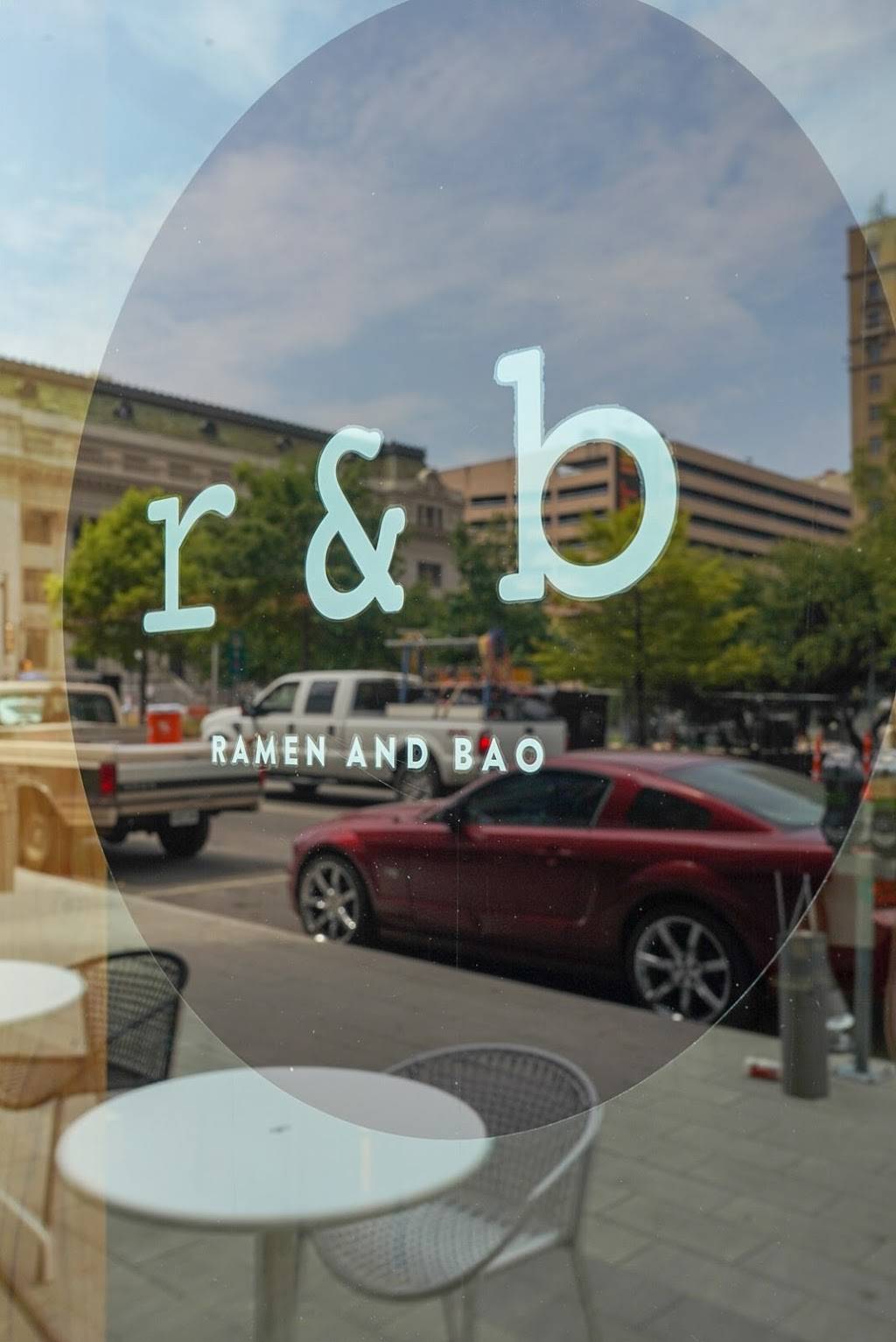 The Statler R&B | restaurant | 1914 Commerce St #100, Dallas, TX 75201, USA | 2147522020 OR +1 214-752-2020