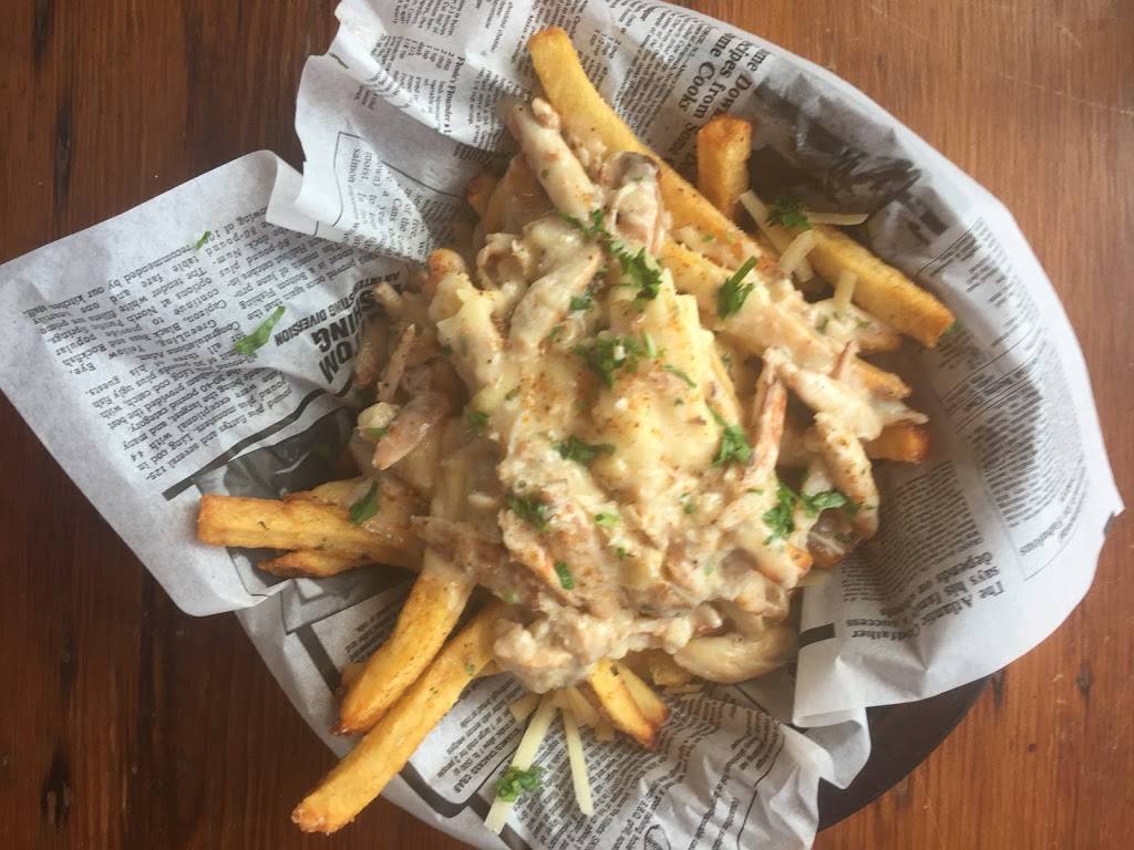 Hammerheads | meal takeaway | 80 Ottawa St N, Hamilton, ON L8H 3Z1, Canada | 9059239293 OR +1 905-923-9293