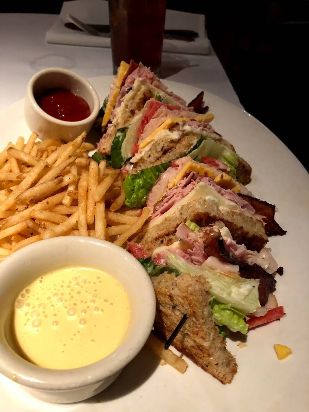 BrickTops | restaurant | 5555 Tamiami Trail N, Naples, FL 34108, USA | 2395969112 OR +1 239-596-9112