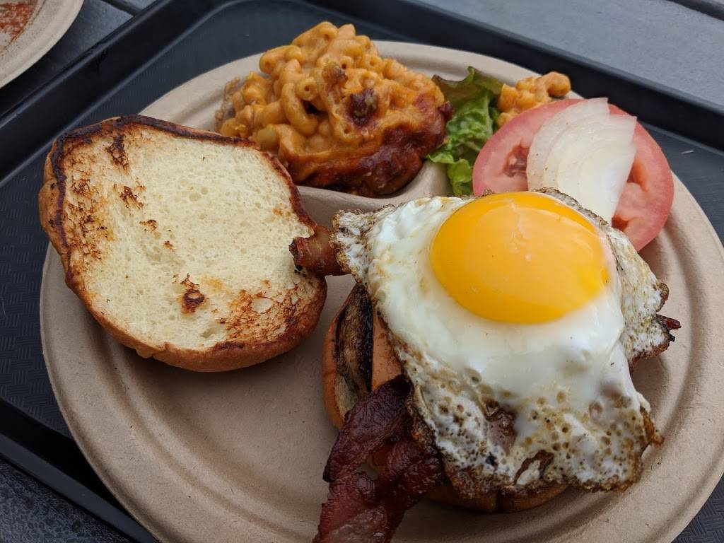 Sweet Ps Barbeque & Soul House | restaurant | 3725 Maryville Pike, Knoxville, TN 37920, USA | 8652477748 OR +1 865-247-7748