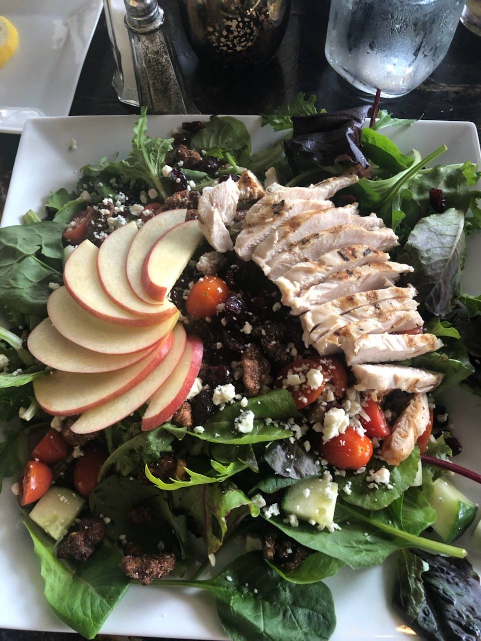 The Pour House Gastro Bar | restaurant | 50985 Hayes Rd, Shelby Charter Twp, MI 48315, USA | 5868433495 OR +1 586-843-3495