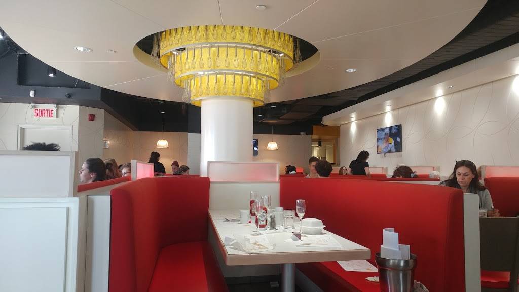 Allô! Mon Coco - Côte-des-Neiges | restaurant | 5685 Chemin de la Côte-des-Neiges, Montréal, QC H3T 1Y8, Canada | 5145084111 OR +1 514-508-4111