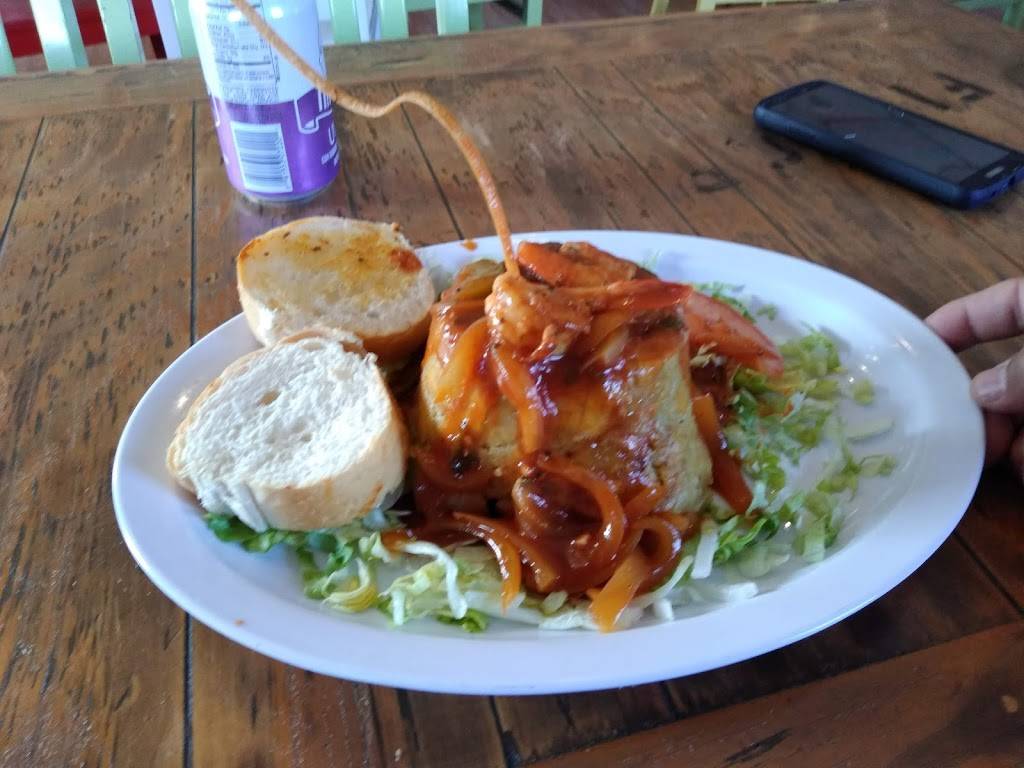 Willies Pinchos | restaurant | 1000 W Vine St, Kissimmee, FL 34741, USA | 4077852330 OR +1 407-785-2330