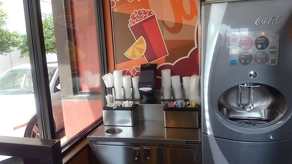 Jack in the Box | restaurant | 7940 Lyndon B Johnson Fwy, Dallas, TX 75251, USA | 9724048706 OR +1 972-404-8706