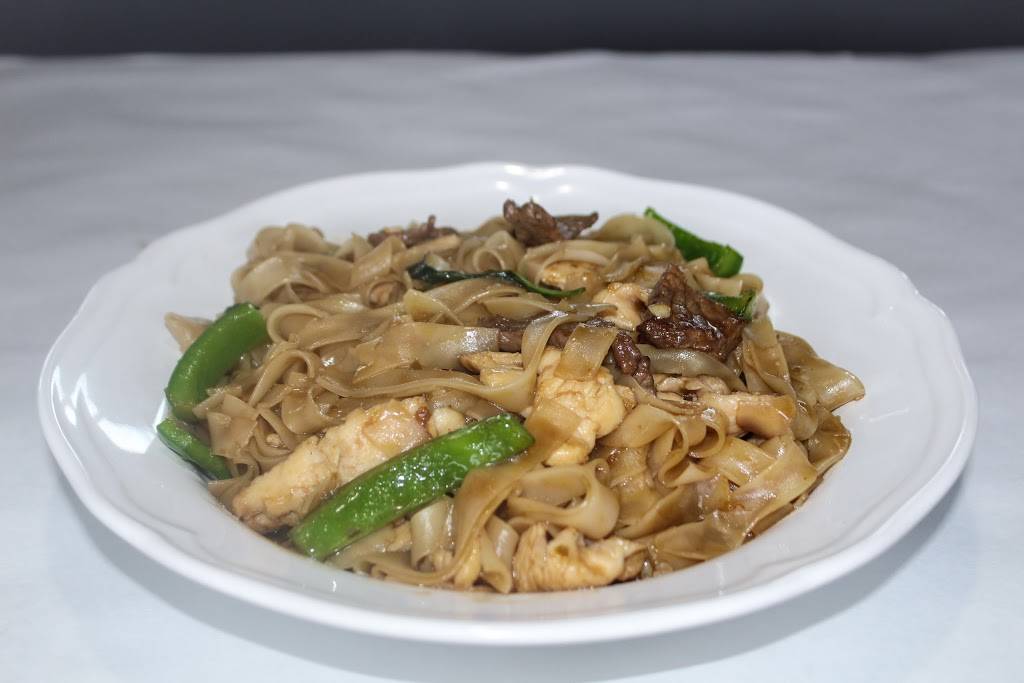 Lil Thai Express | restaurant | 36539 S Gratiot Ave, Clinton Twp, MI 48035, USA | 5867904448 OR +1 586-790-4448