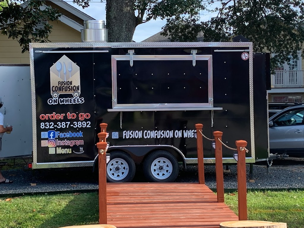 Fusion Confusion on Wheels | restaurant | 971 Wakefield Dr, Houston, TX 77018, USA | 8323873892 OR +1 832-387-3892