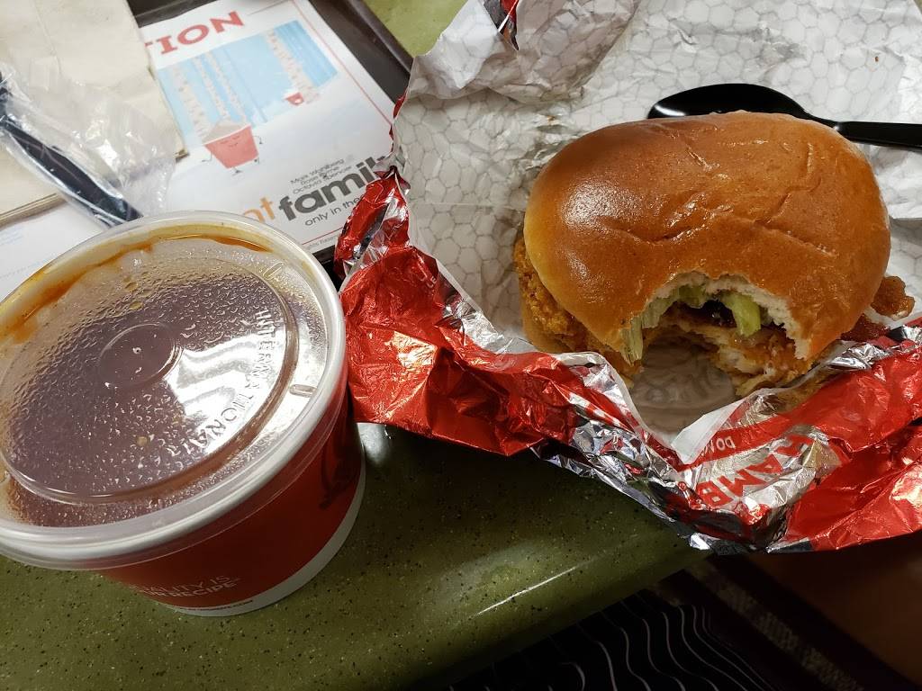 Wendys | restaurant | 3640 Harrison Ave, Cheviot, OH 45211, USA | 5134297637 OR +1 513-429-7637