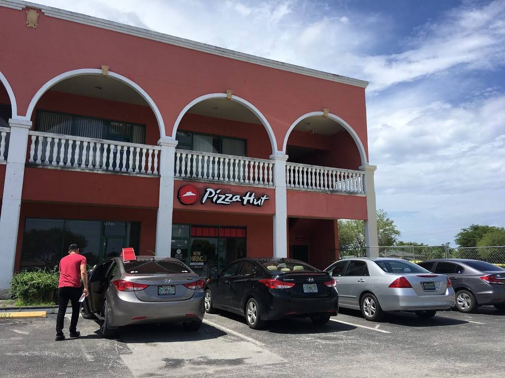 Pizza Hut | meal takeaway | 12733 SW 42nd St, Miami, FL 33175, USA | 3052251800 OR +1 305-225-1800