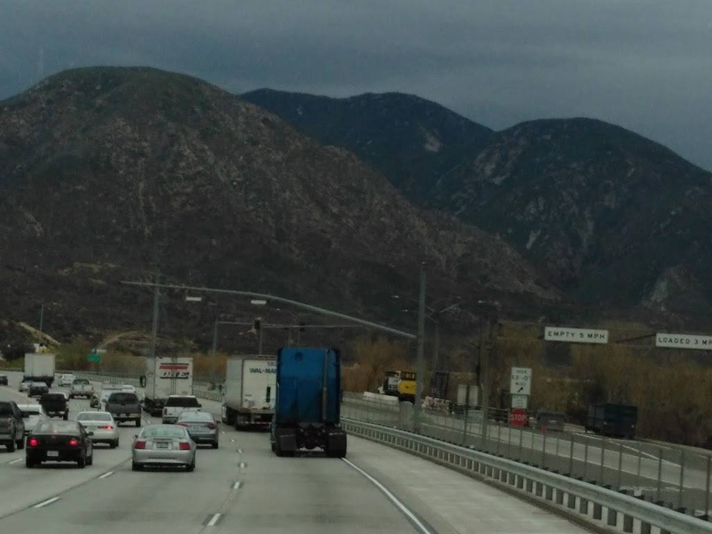 Subway | restaurant | 14949 Cajon Blvd, Phelan, CA 92371, USA | 7602495947 OR +1 760-249-5947