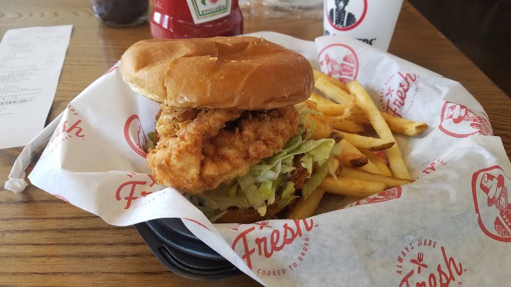 Slim Chickens | restaurant | 23320 Mercantile Pkwy, Katy, TX 77449, USA | 2813470100 OR +1 281-347-0100