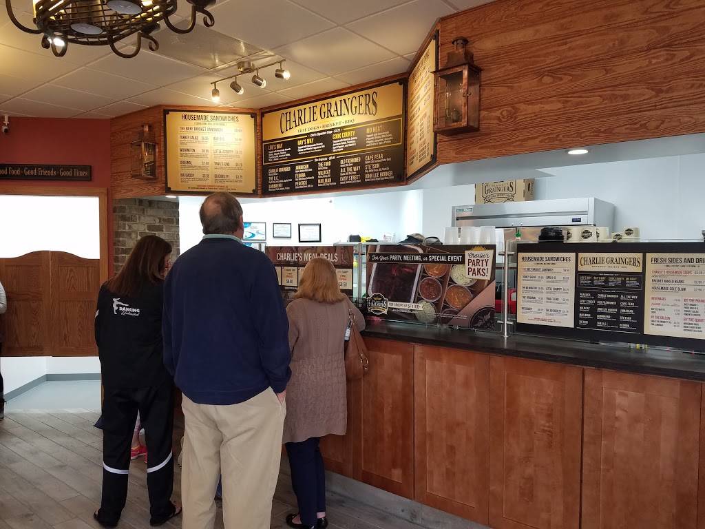 Charlie Graingers | restaurant | 10010 Ford Ave Suite A, Richmond Hill, GA 31324, USA | 9124452807 OR +1 912-445-2807