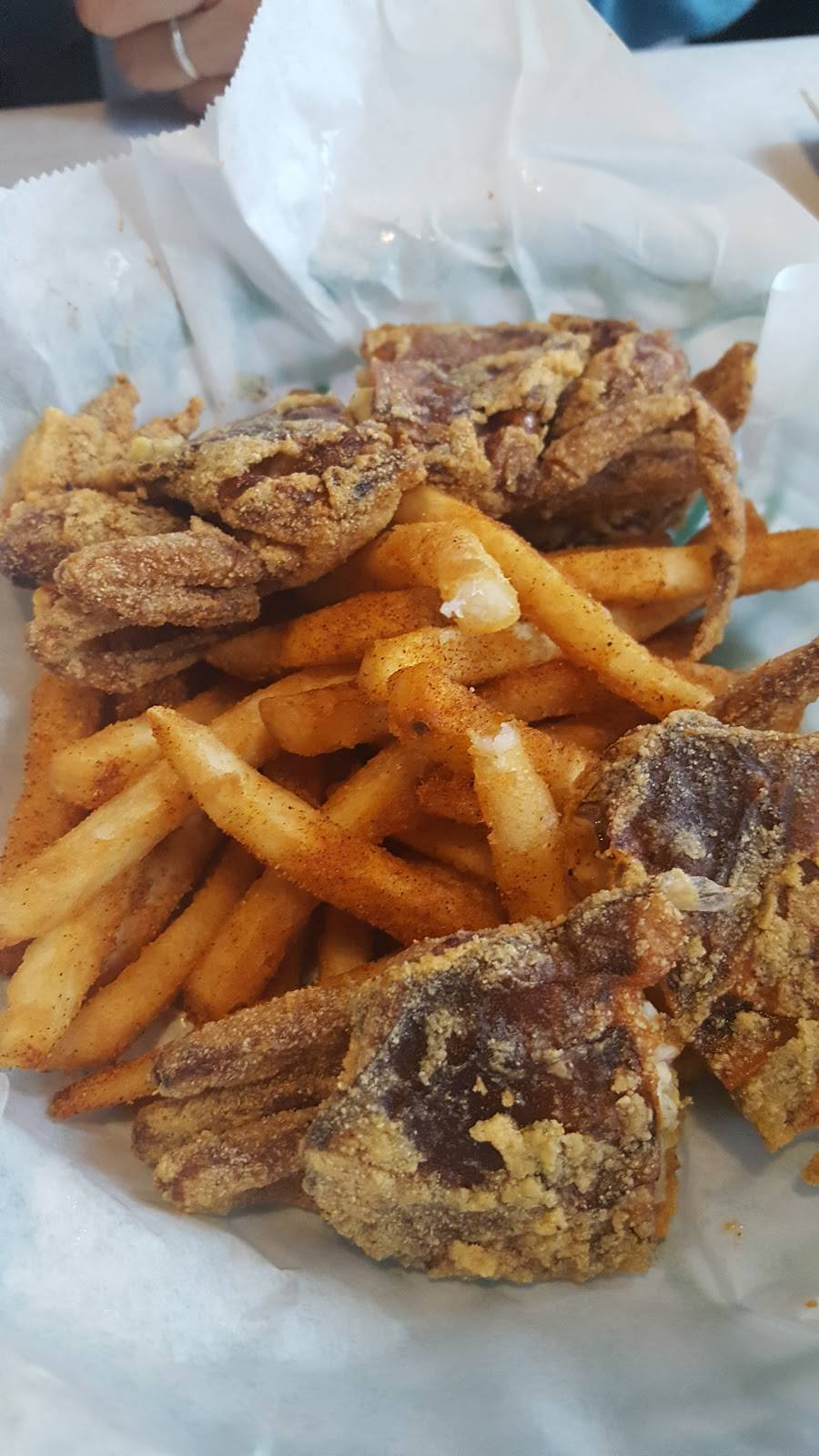 The Boiling Crab | restaurant | 23397 Mulholland Dr, Woodland Hills, CA 91364, USA | 7479008353 OR +1 747-900-8353