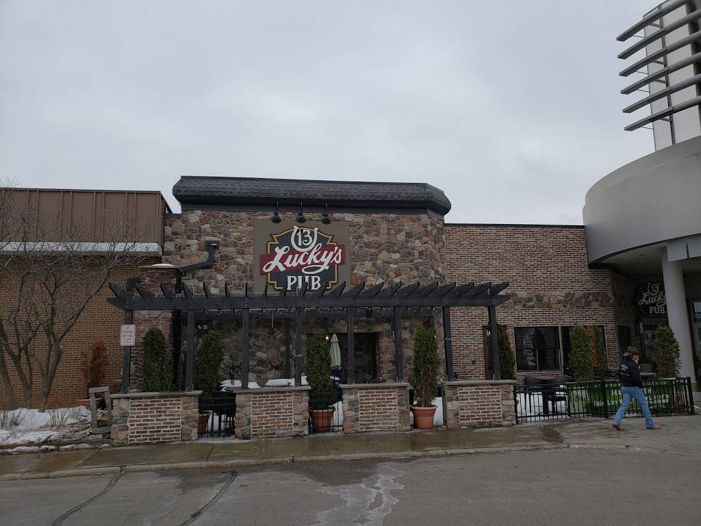 Luckys 13 Pub | restaurant | 2033 Burnsville Center, Burnsville, MN 55306, USA | 9524353311 OR +1 952-435-3311