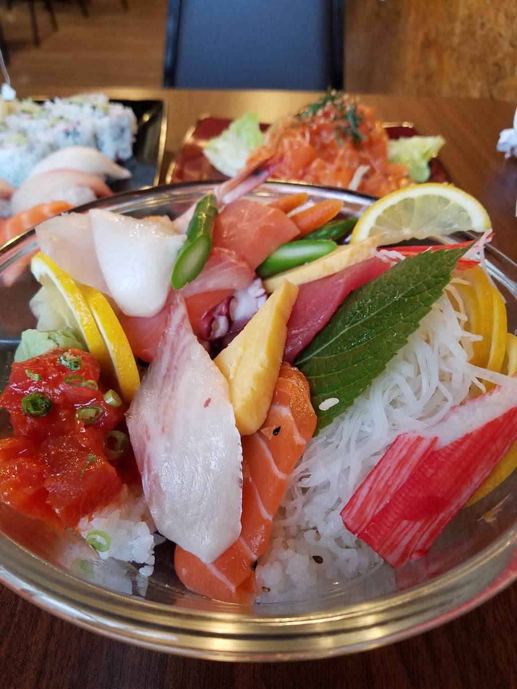 Fat Salmon Sushi | restaurant | 11411 Joseph Campau Ave, Hamtramck, MI 48212, USA | 3133054347 OR +1 313-305-4347