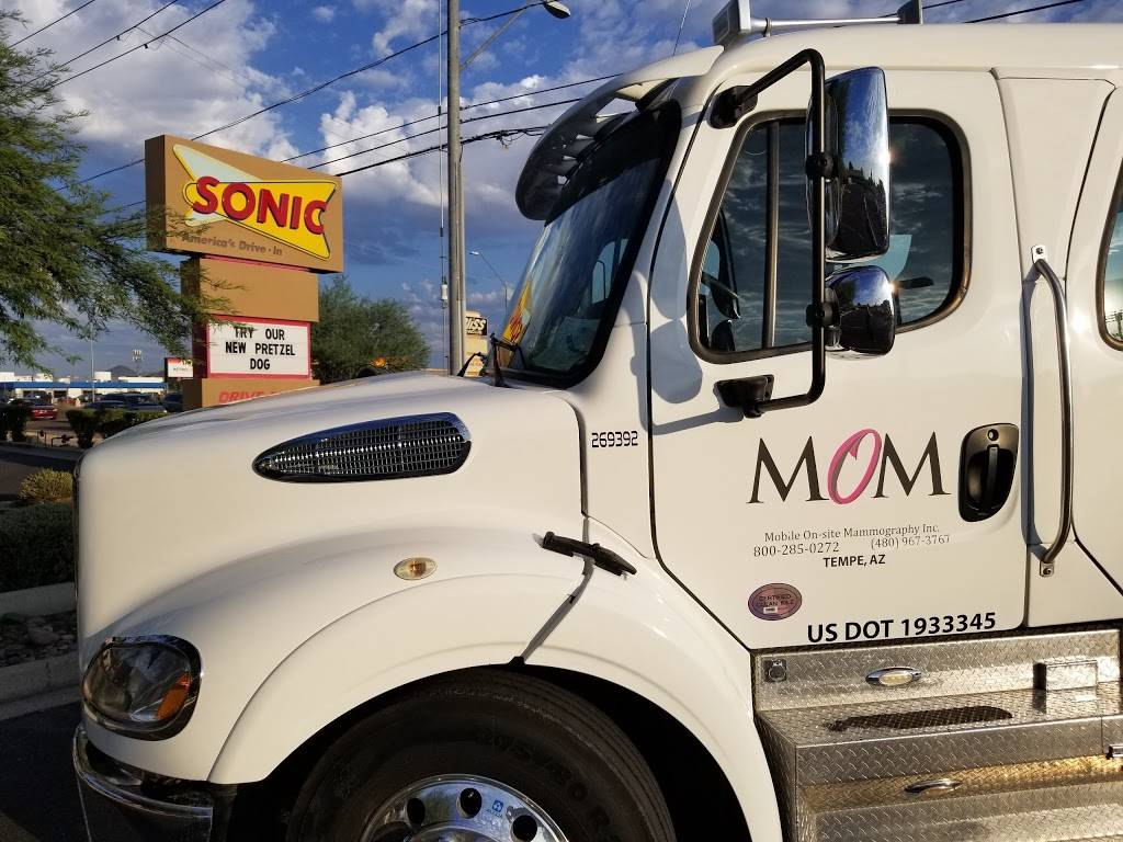 Sonic Drive-In | restaurant | 1919 W, Phoenix, AZ 85027, USA | 6237802330 OR +1 623-780-2330