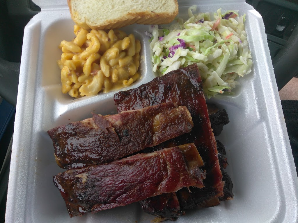 K Ts Smokehouse BBQ | restaurant | 406 E Main St, Gassville, AR 72635, USA | 8704355080 OR +1 870-435-5080