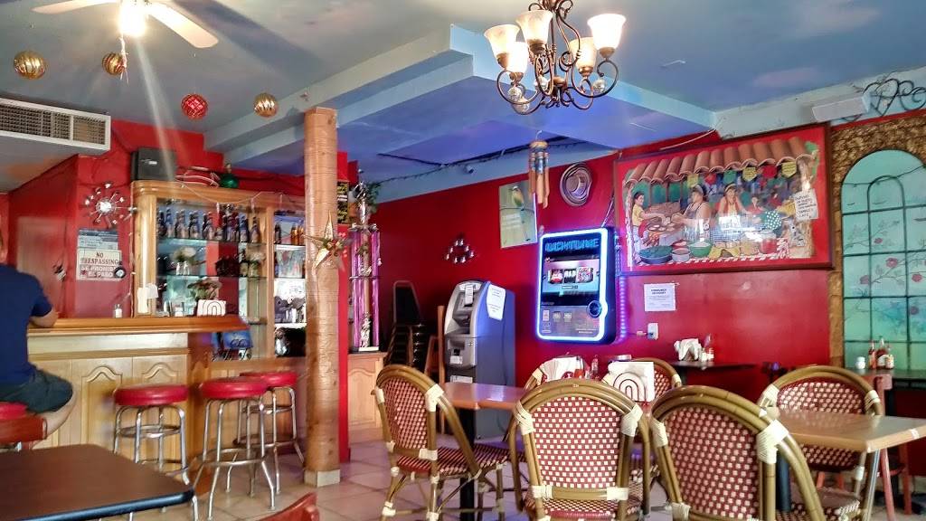 Restaurante Y Pupuseria Las Flores | restaurant | 913 Lake Ave #3708, Lake Worth, FL 33460, USA | 5613603791 OR +1 561-360-3791