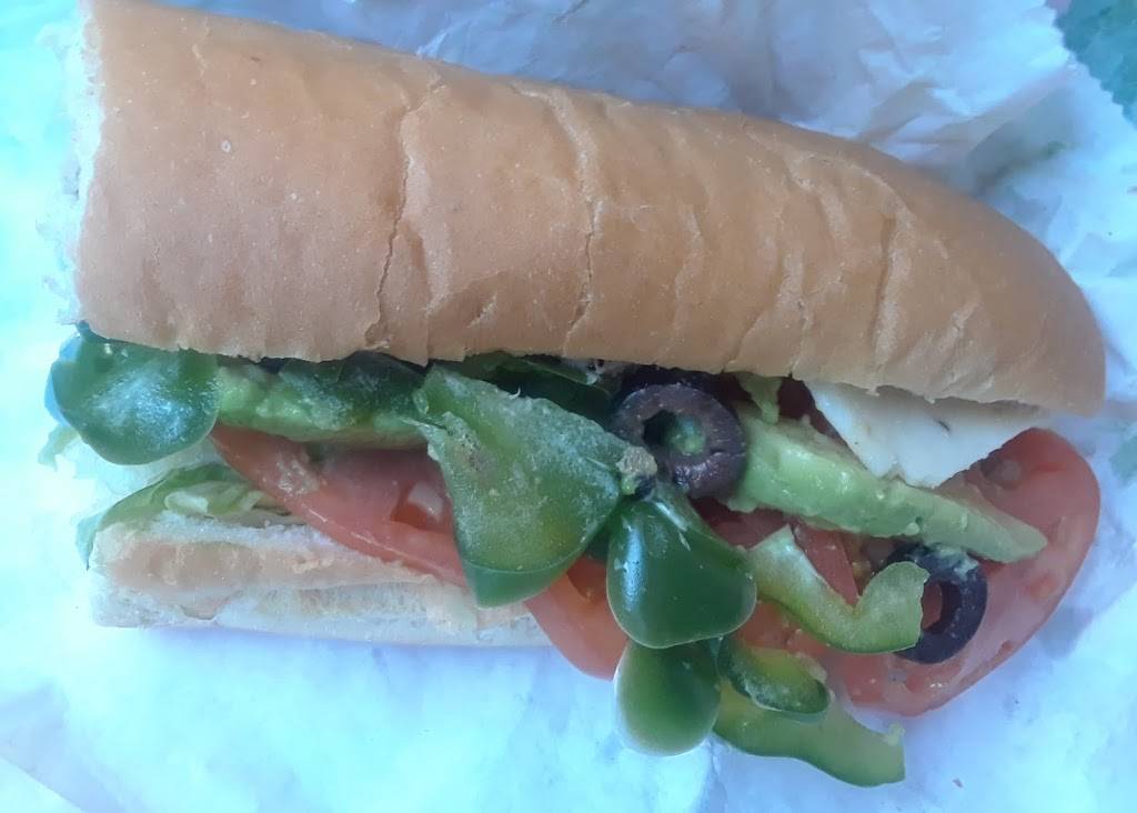 Subway Restaurants | restaurant | 11275 CA-2, Los Angeles, CA 90024, USA | 3109661650 OR +1 310-966-1650