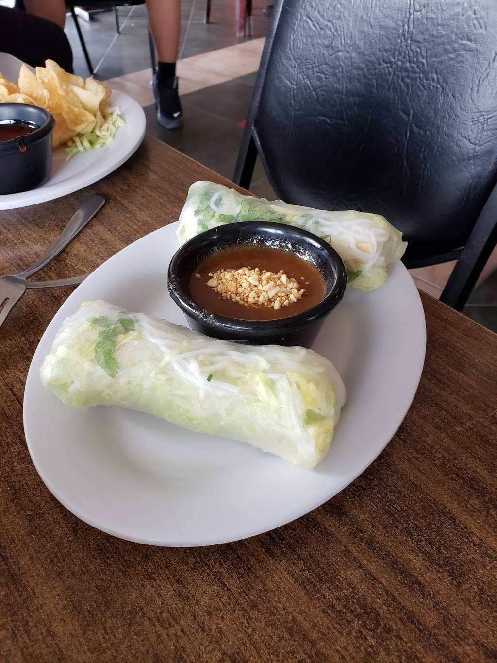 Hot Wok Restaurant | restaurant | 7755 E Golf Links Rd # 119, Tucson, AZ 85730, USA | 5207516374 OR +1 520-751-6374