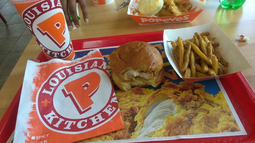 Popeyes Louisiana Kitchen | restaurant | 540 Riverstone Pkwy, Canton, GA 30114, USA | 7702246524 OR +1 770-224-6524