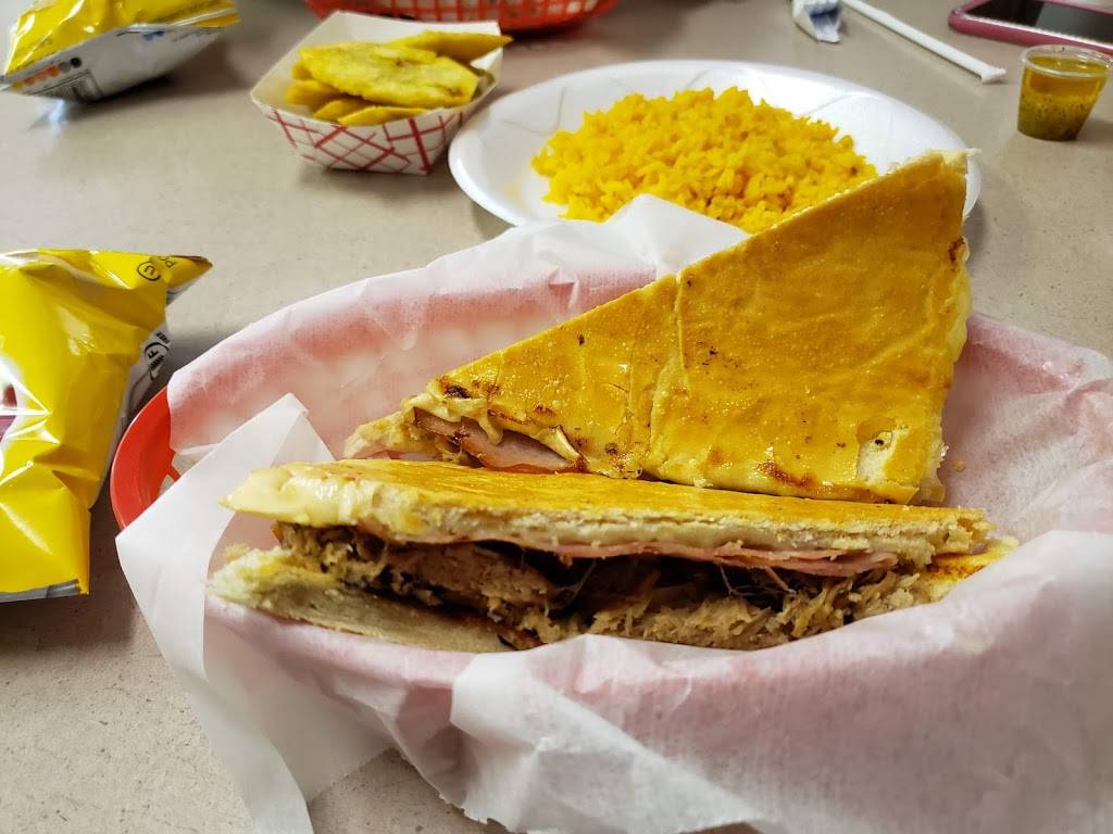 El Mofongo | bakery | 6011 103rd St #11, Jacksonville, FL 32210, USA | 9047774933 OR +1 904-777-4933