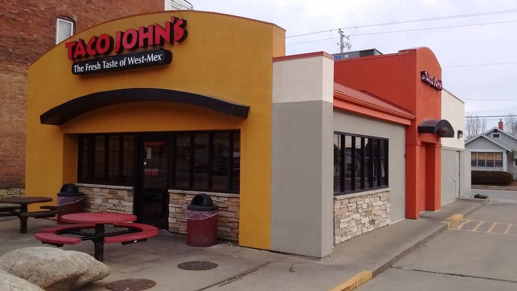Taco Johns | restaurant | 17 E 20th St, Dubuque, IA 52001, USA | 5635823443 OR +1 563-582-3443