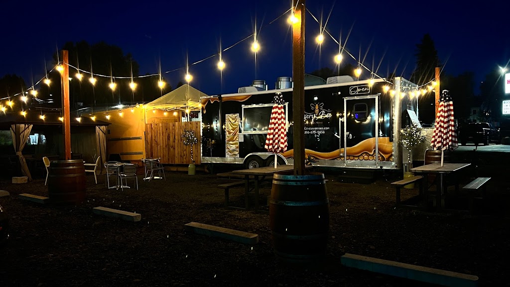 The Savory Bee | restaurant | 170 6th St, Potlatch, ID 83855, USA | 2088759858 OR +1 208-875-9858