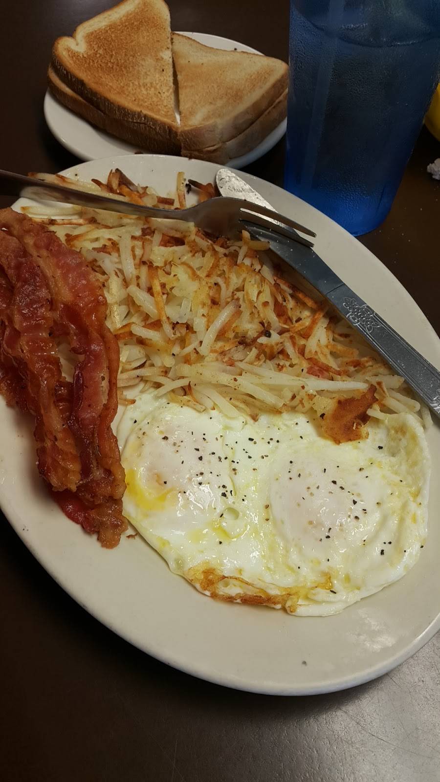 Suzie Qs Diner | restaurant | 9124 Seminole Blvd, Seminole, FL 33772, USA | 7273932906 OR +1 727-393-2906