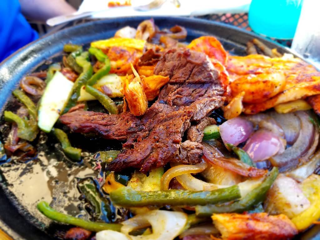 La Rancherita | restaurant | 3401 Raleigh Rd Pkwy W, Wilson, NC 27896, USA | 2522060923 OR +1 252-206-0923