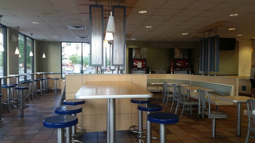 McDonalds | cafe | 335 W Lacey Blvd, Hanford, CA 93230, USA | 5595843422 OR +1 559-584-3422